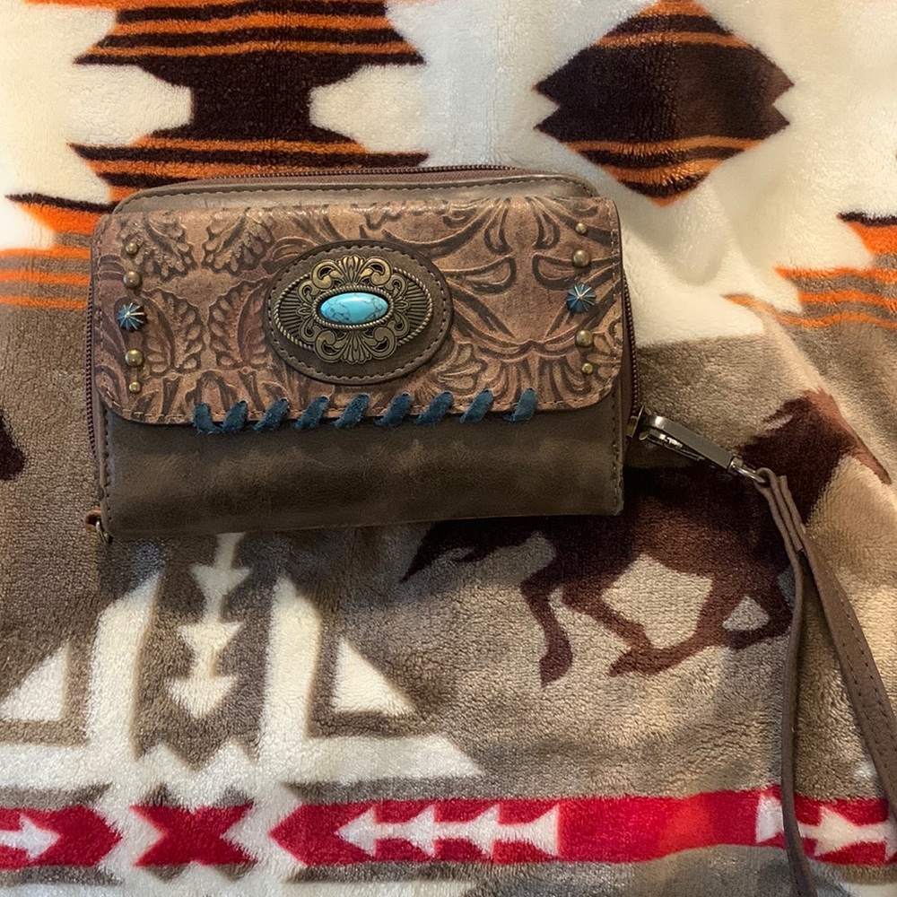 Justin Wallet